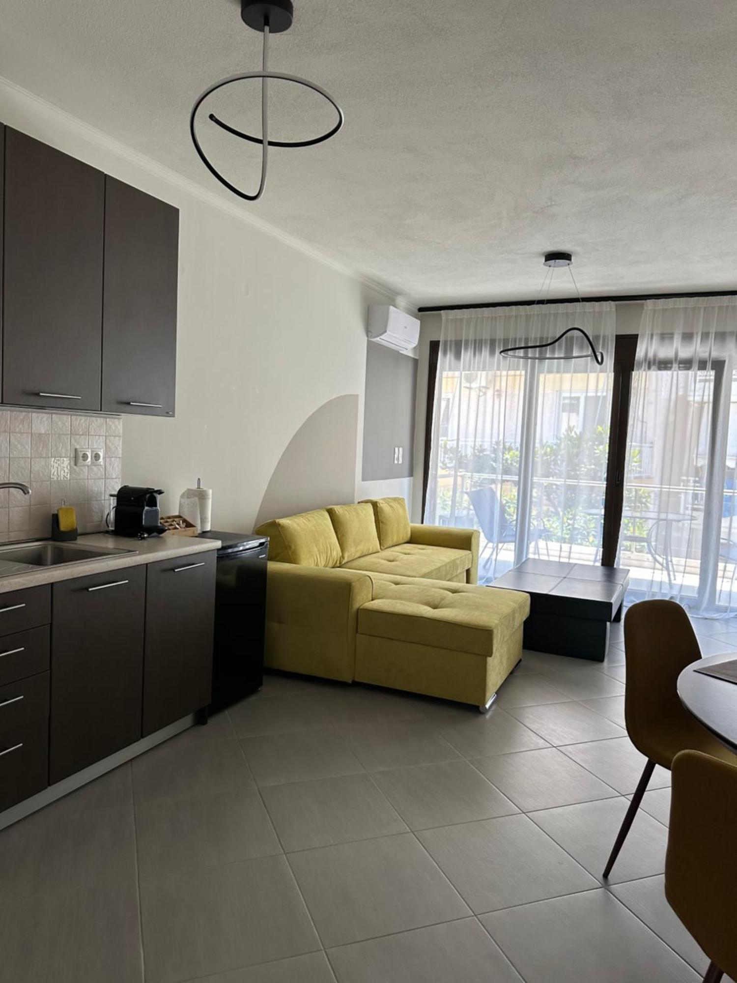 Snappyb Living Spaces Alexandroupoli Bagian luar foto